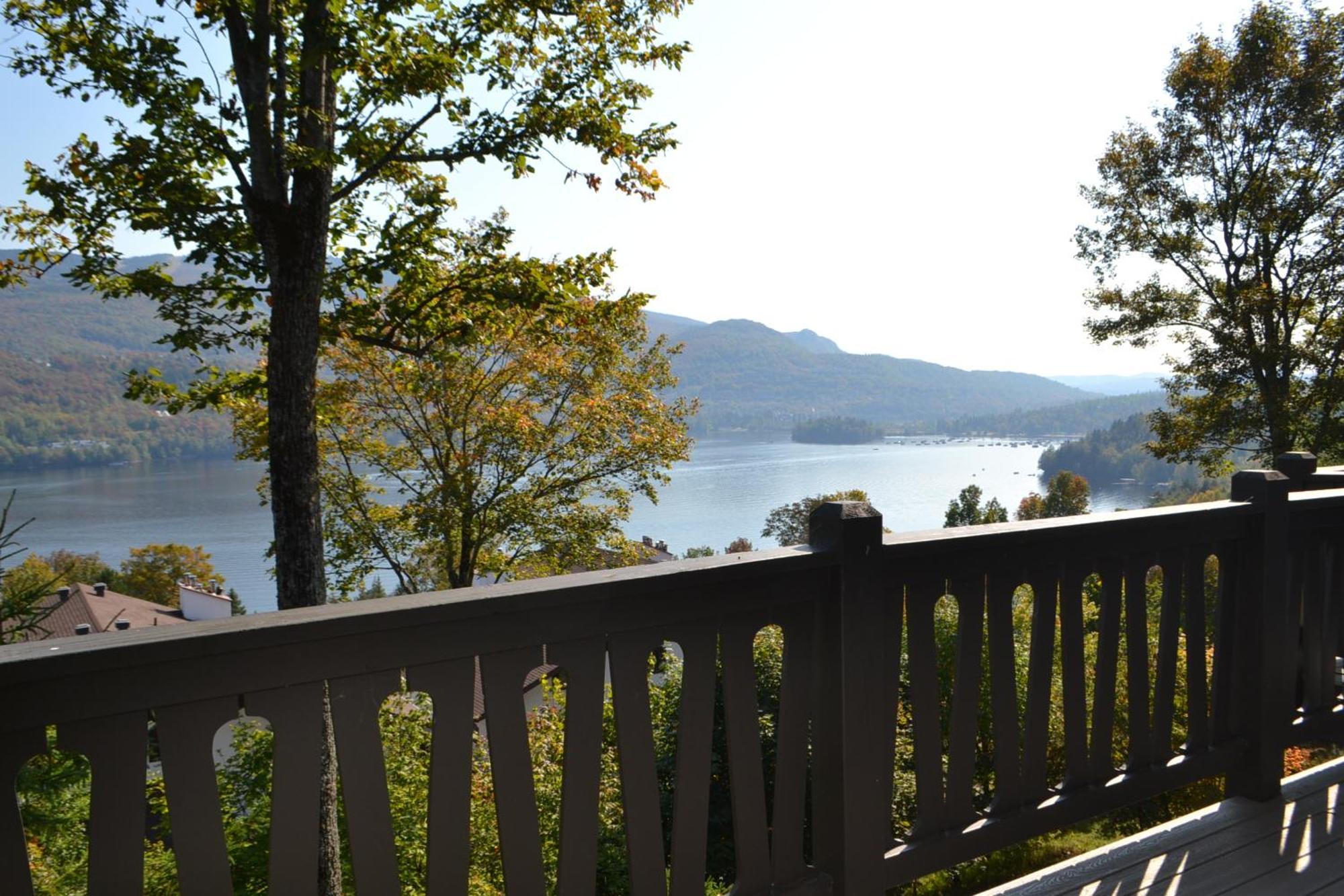 Stunning Condo - View On Lake Tremblant & Mountain 몽트랑블랑 외부 사진